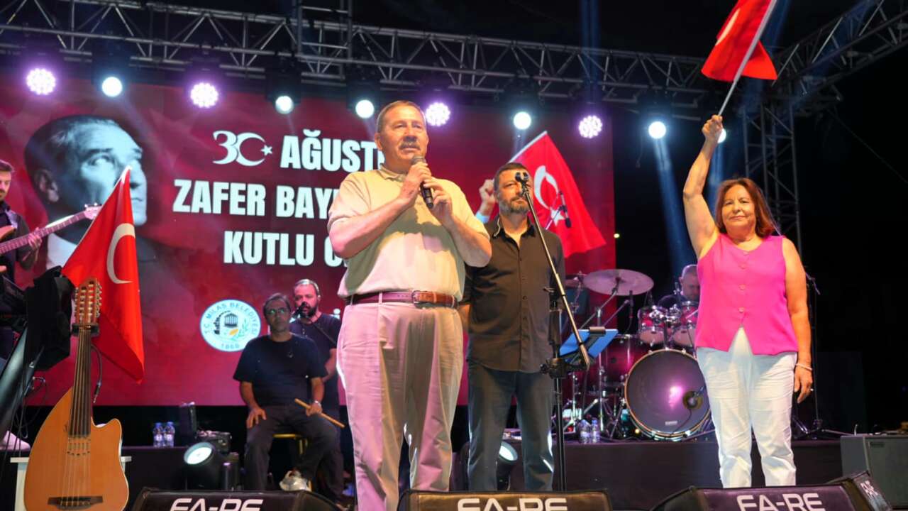Milas’ta Zafer Coşkusu Sokaklara Taştı: Mehmet Erdem’le Unutulmaz Gece 6
